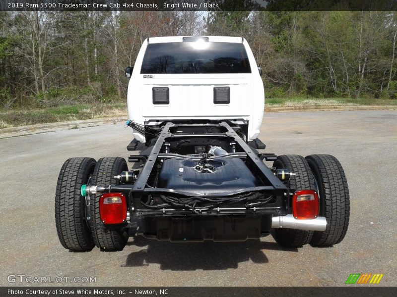 Bright White / Black 2019 Ram 5500 Tradesman Crew Cab 4x4 Chassis