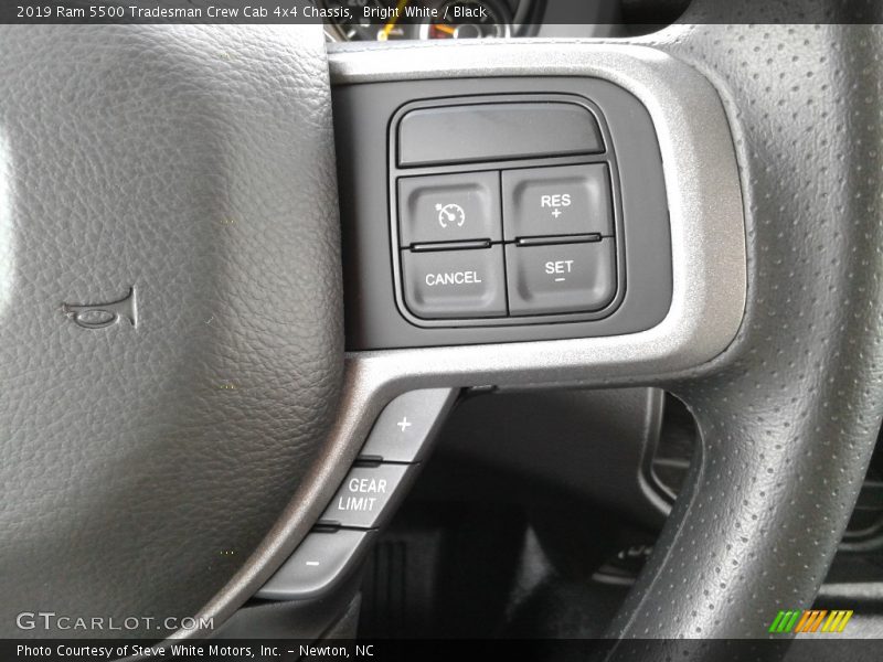 Bright White / Black 2019 Ram 5500 Tradesman Crew Cab 4x4 Chassis