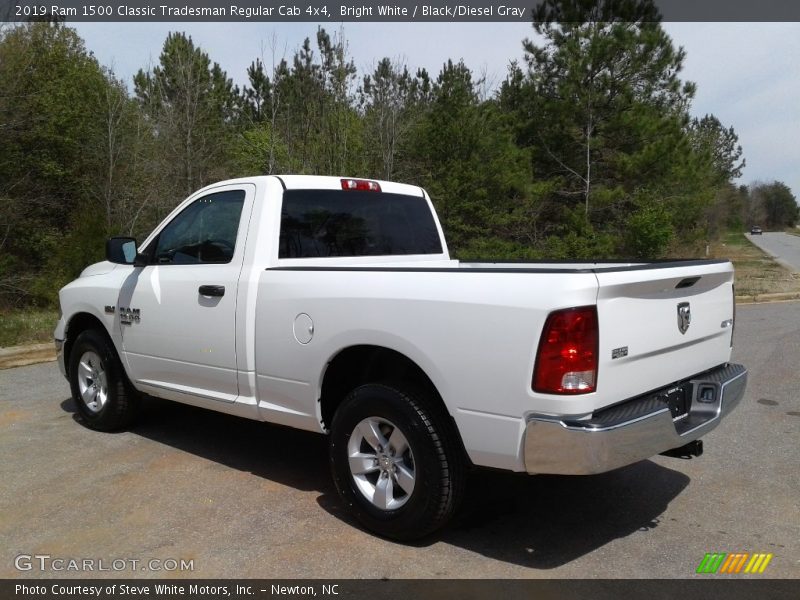 Bright White / Black/Diesel Gray 2019 Ram 1500 Classic Tradesman Regular Cab 4x4