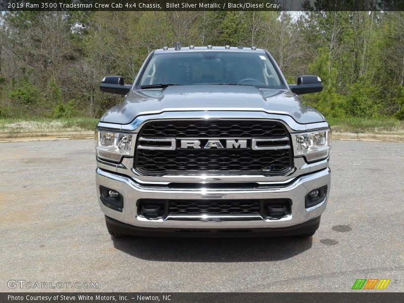 Billet Silver Metallic / Black/Diesel Gray 2019 Ram 3500 Tradesman Crew Cab 4x4 Chassis