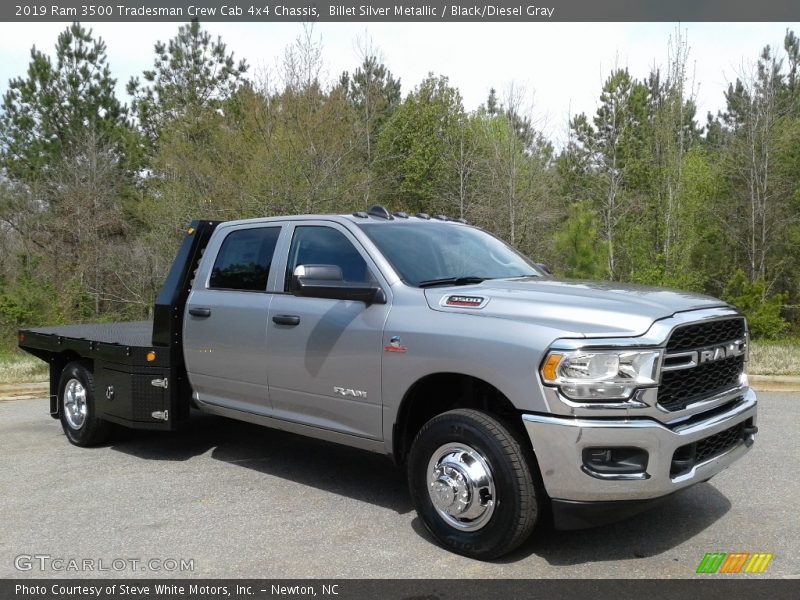  2019 3500 Tradesman Crew Cab 4x4 Chassis Billet Silver Metallic