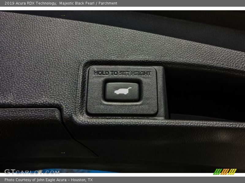 Majestic Black Pearl / Parchment 2019 Acura RDX Technology