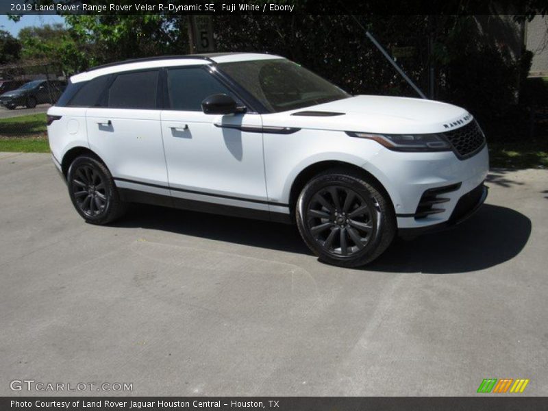 Fuji White / Ebony 2019 Land Rover Range Rover Velar R-Dynamic SE