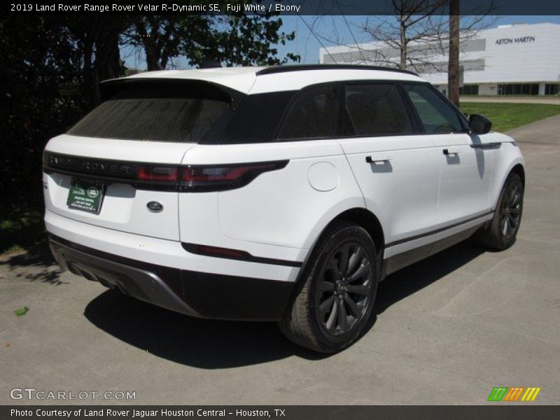 Fuji White / Ebony 2019 Land Rover Range Rover Velar R-Dynamic SE