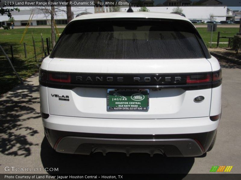 Fuji White / Ebony 2019 Land Rover Range Rover Velar R-Dynamic SE