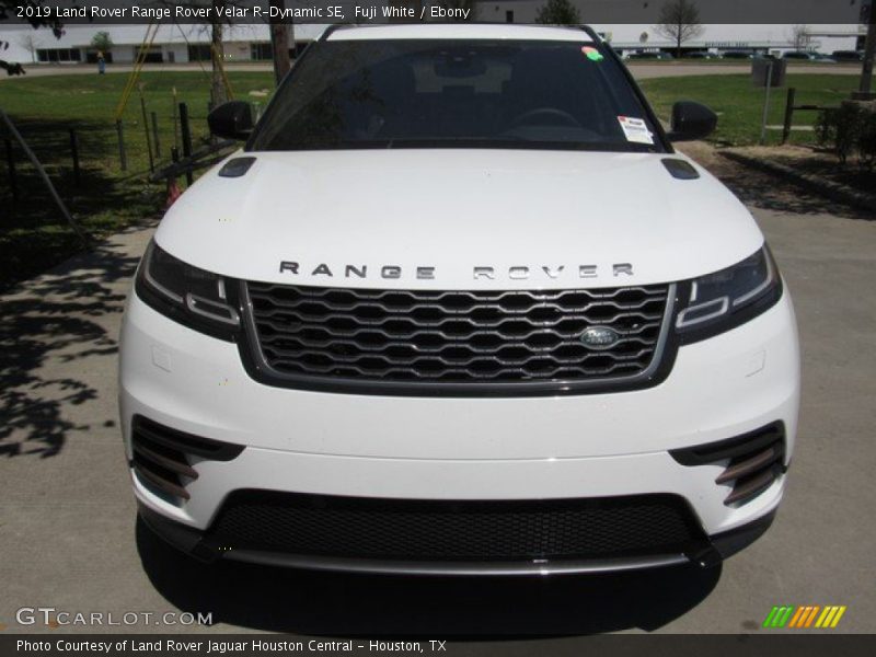 Fuji White / Ebony 2019 Land Rover Range Rover Velar R-Dynamic SE