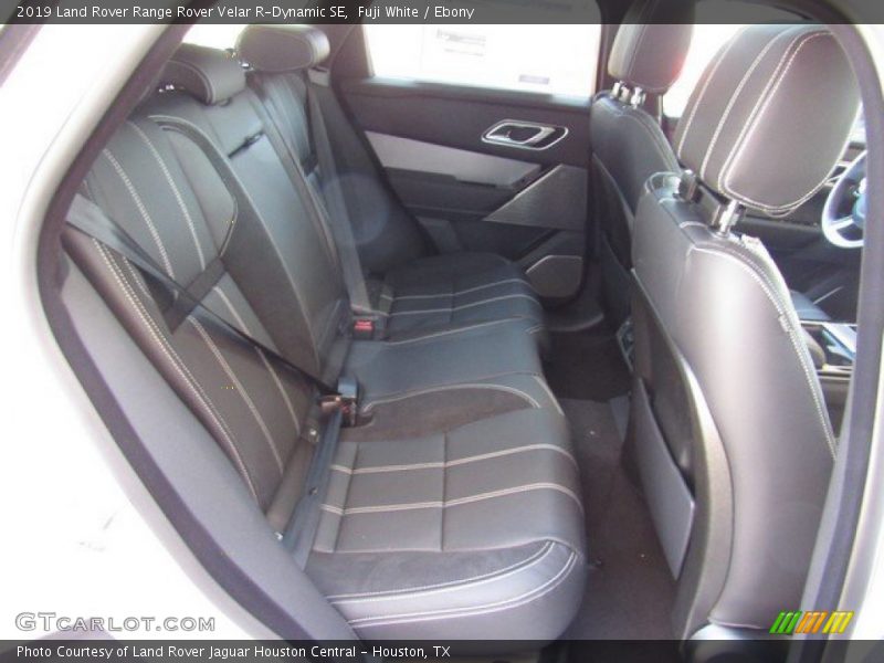 Fuji White / Ebony 2019 Land Rover Range Rover Velar R-Dynamic SE