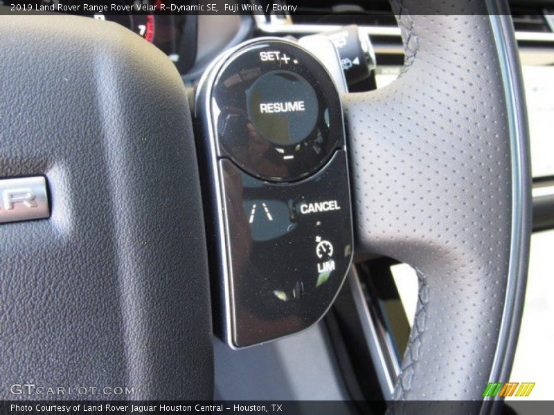 Fuji White / Ebony 2019 Land Rover Range Rover Velar R-Dynamic SE