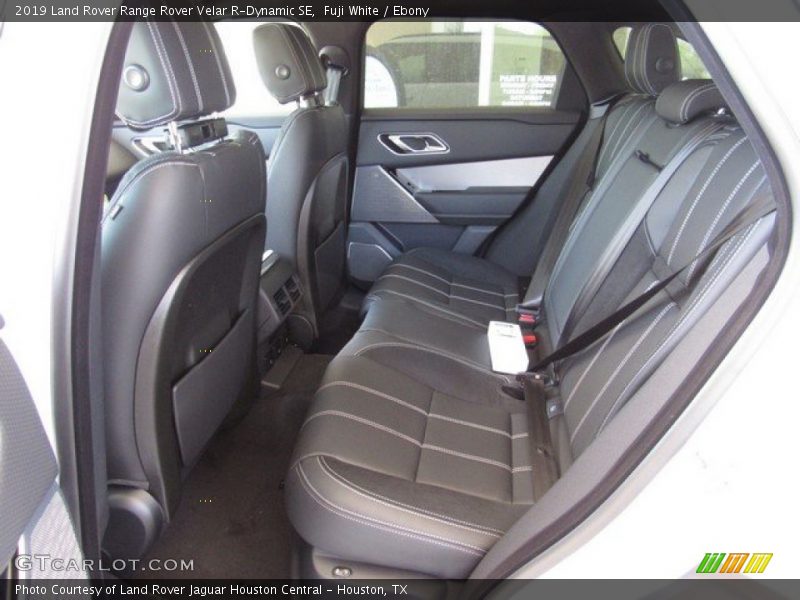 Fuji White / Ebony 2019 Land Rover Range Rover Velar R-Dynamic SE