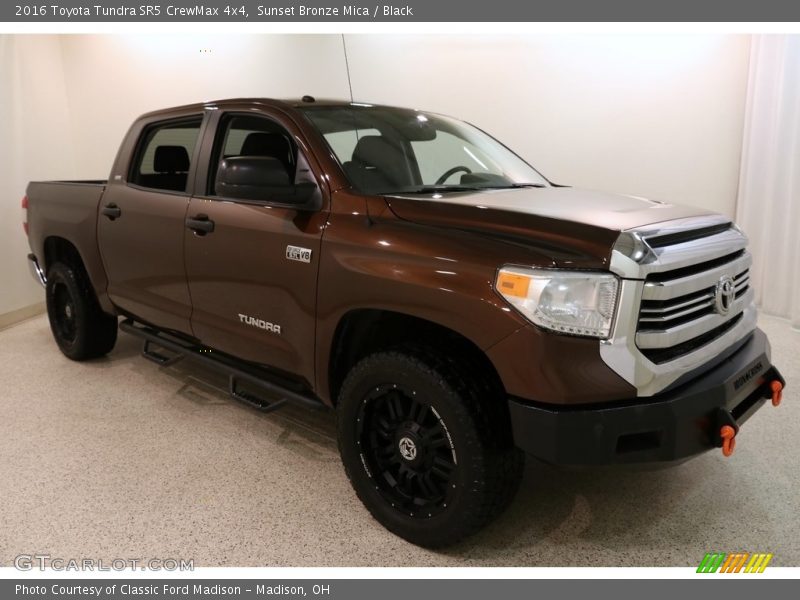 Sunset Bronze Mica / Black 2016 Toyota Tundra SR5 CrewMax 4x4