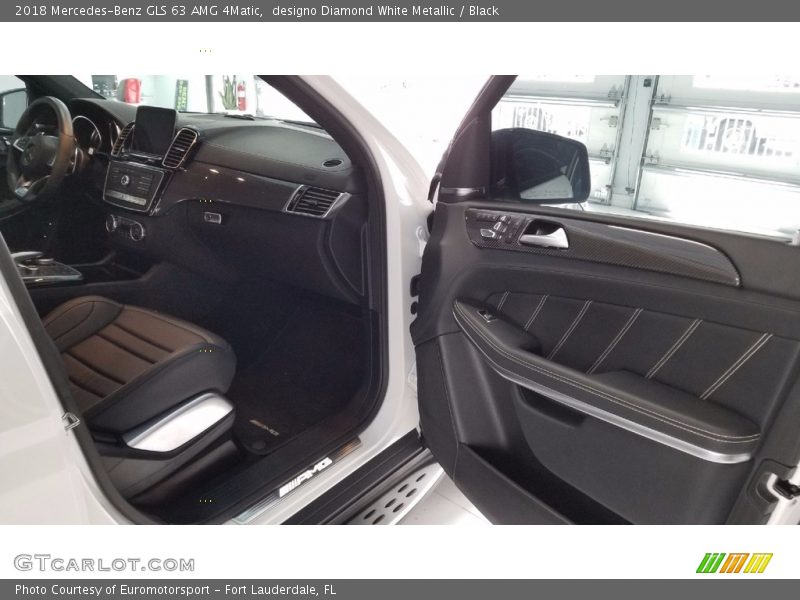 designo Diamond White Metallic / Black 2018 Mercedes-Benz GLS 63 AMG 4Matic