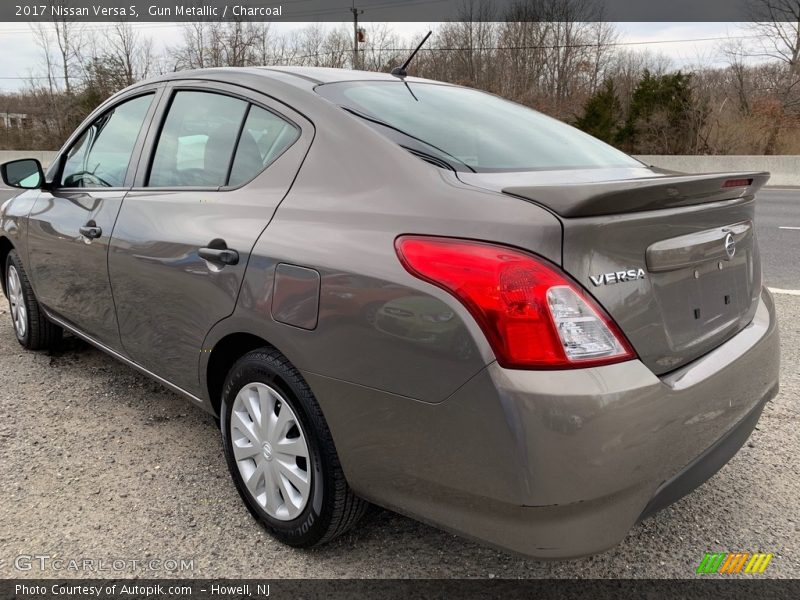 Gun Metallic / Charcoal 2017 Nissan Versa S