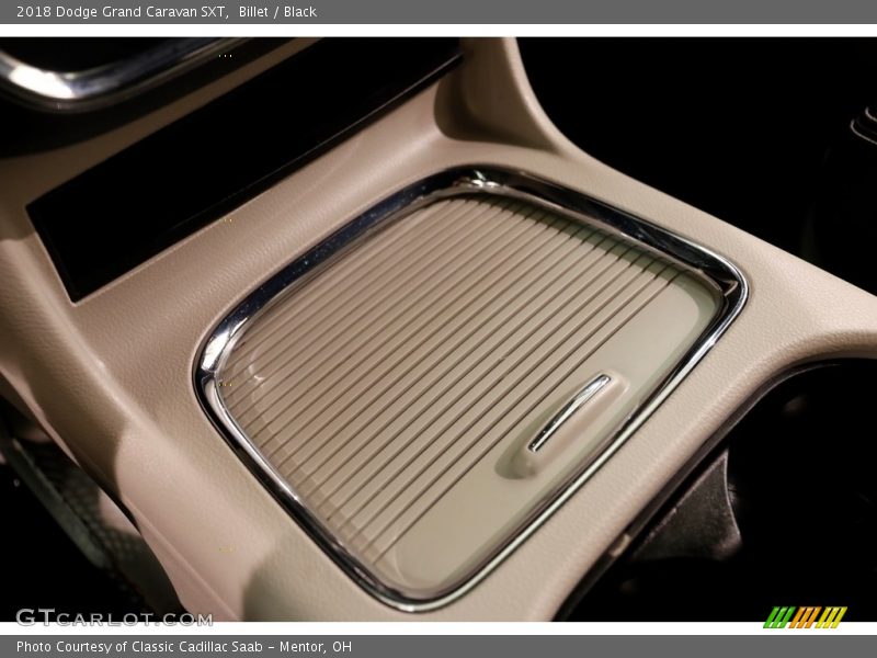 Billet / Black 2018 Dodge Grand Caravan SXT