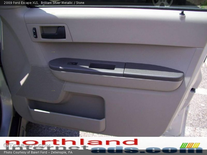 Brilliant Silver Metallic / Stone 2009 Ford Escape XLS
