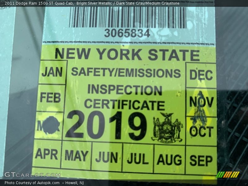 Bright Silver Metallic / Dark Slate Gray/Medium Graystone 2011 Dodge Ram 1500 ST Quad Cab