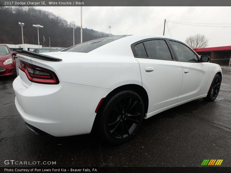White Knuckle / Black 2017 Dodge Charger SE