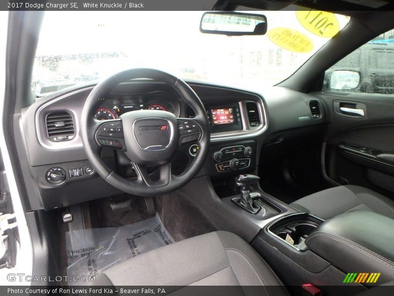 White Knuckle / Black 2017 Dodge Charger SE