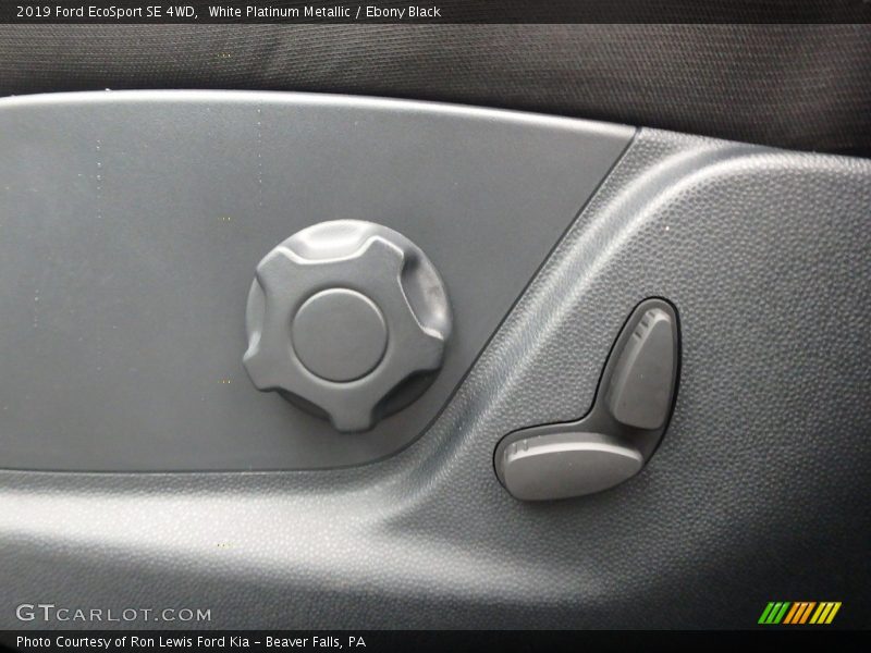 White Platinum Metallic / Ebony Black 2019 Ford EcoSport SE 4WD