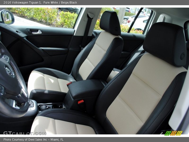 Pure White / Beige/Black 2016 Volkswagen Tiguan S
