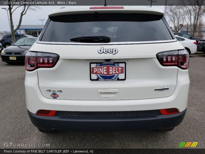 White / Black 2019 Jeep Compass Latitude 4x4