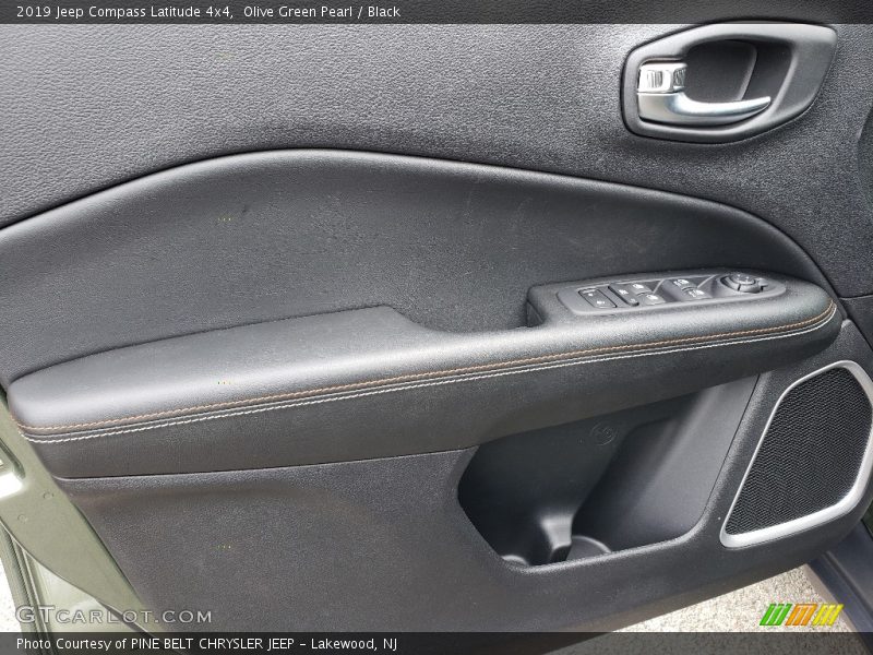 Olive Green Pearl / Black 2019 Jeep Compass Latitude 4x4
