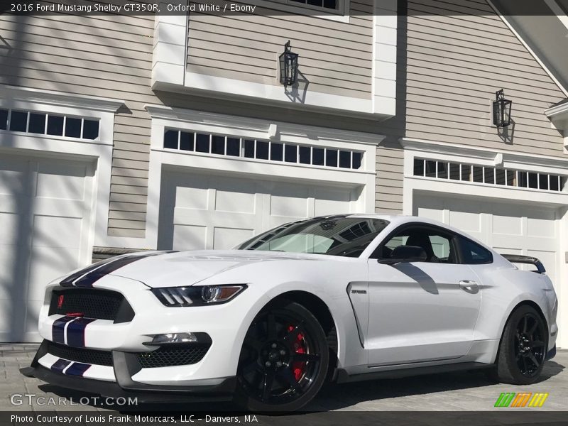 Front 3/4 View of 2016 Mustang Shelby GT350R