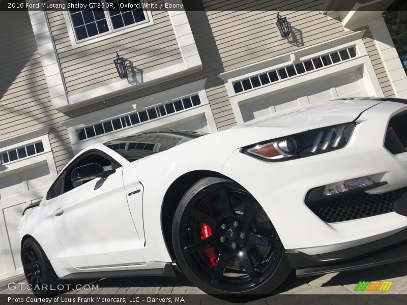 Oxford White / Ebony 2016 Ford Mustang Shelby GT350R