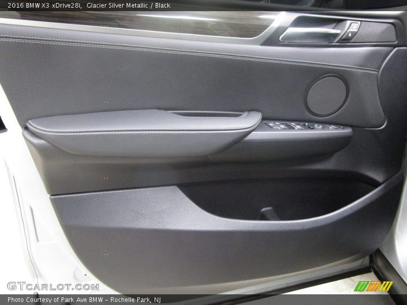 Glacier Silver Metallic / Black 2016 BMW X3 xDrive28i