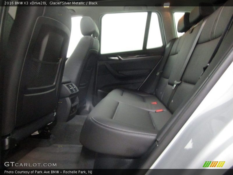 Glacier Silver Metallic / Black 2016 BMW X3 xDrive28i