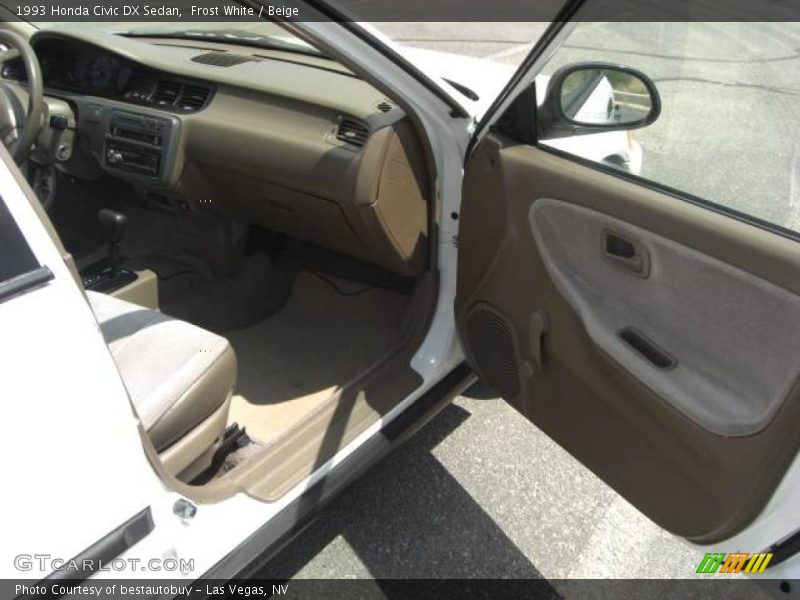Frost White / Beige 1993 Honda Civic DX Sedan