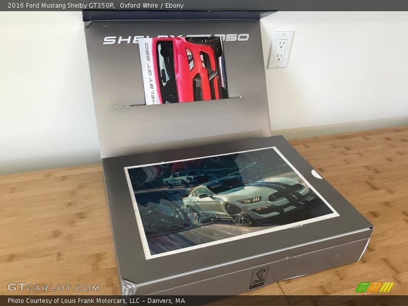 Books/Manuals of 2016 Mustang Shelby GT350R