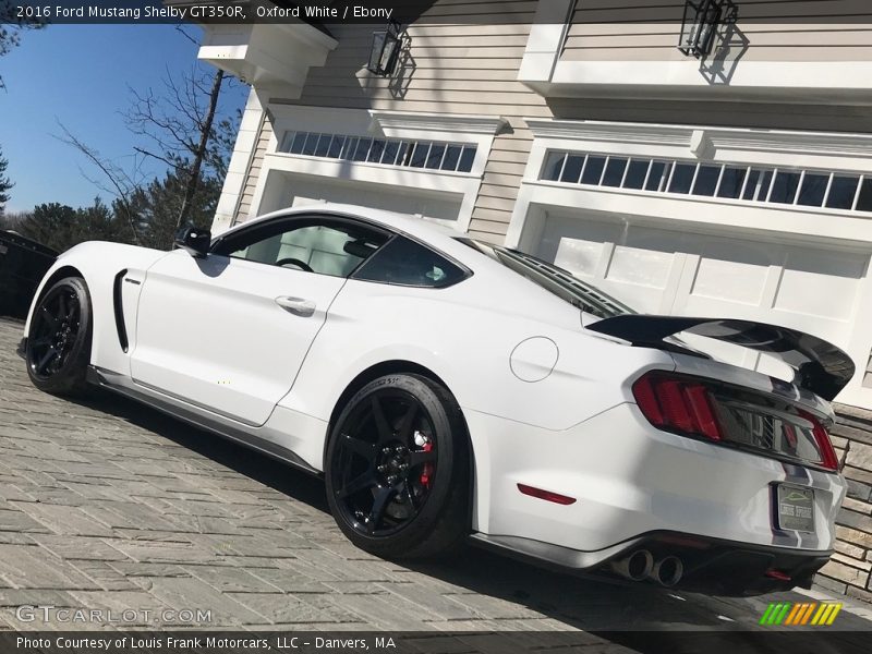 Oxford White / Ebony 2016 Ford Mustang Shelby GT350R