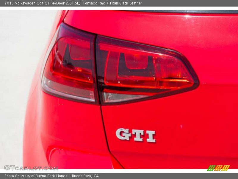 Tornado Red / Titan Black Leather 2015 Volkswagen Golf GTI 4-Door 2.0T SE