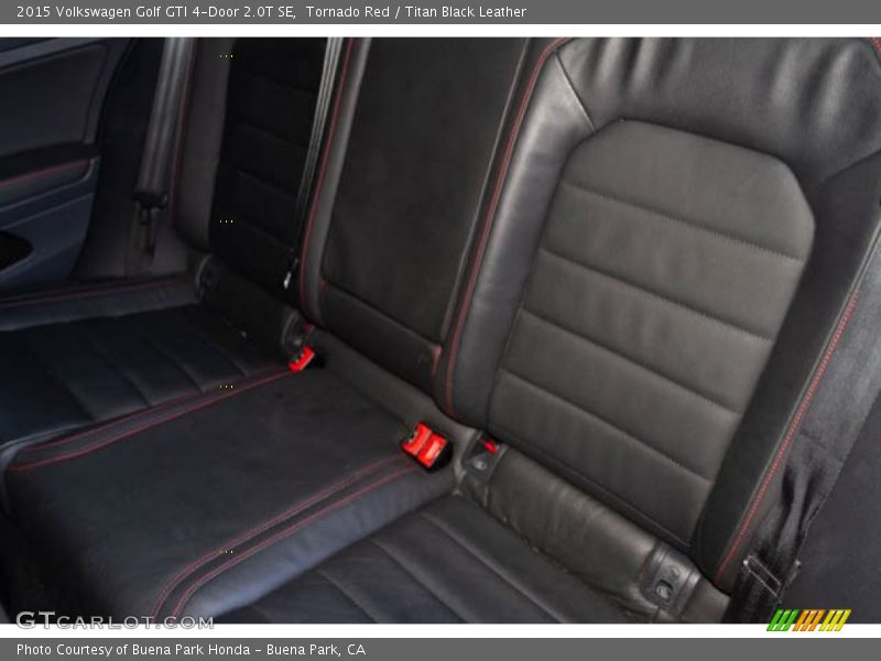Tornado Red / Titan Black Leather 2015 Volkswagen Golf GTI 4-Door 2.0T SE