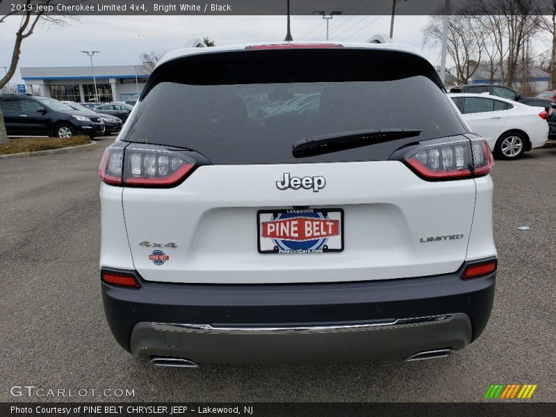 Bright White / Black 2019 Jeep Cherokee Limited 4x4