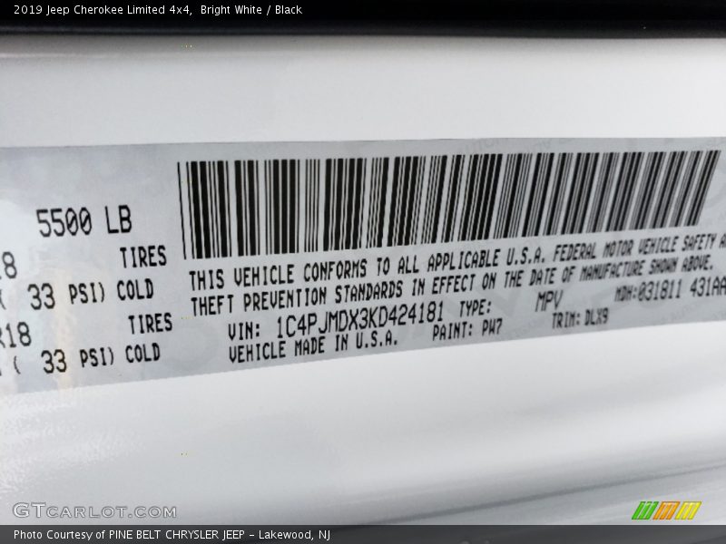 Bright White / Black 2019 Jeep Cherokee Limited 4x4