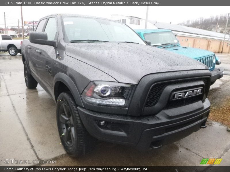 Front 3/4 View of 2019 1500 Classic Warlock Crew Cab 4x4