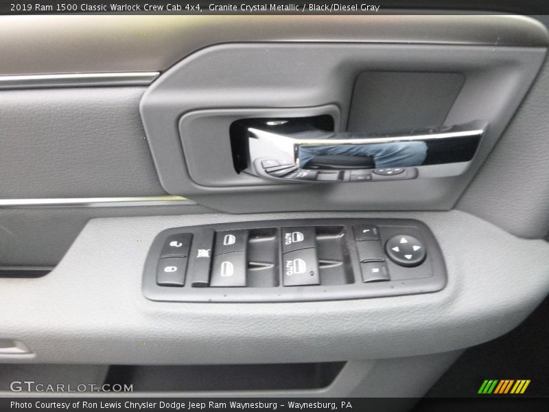 Controls of 2019 1500 Classic Warlock Crew Cab 4x4