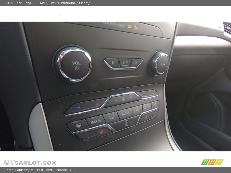White Platinum / Ebony 2019 Ford Edge SEL AWD