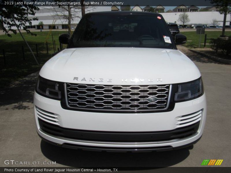 Fuji White / Ebony/Ivory 2019 Land Rover Range Rover Supercharged