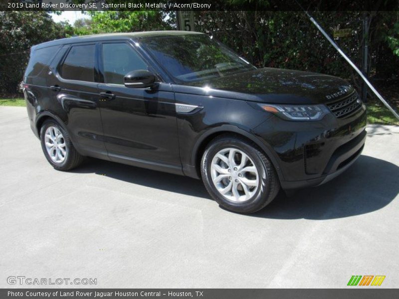 Santorini Black Metallic / Acorn/Ebony 2019 Land Rover Discovery SE
