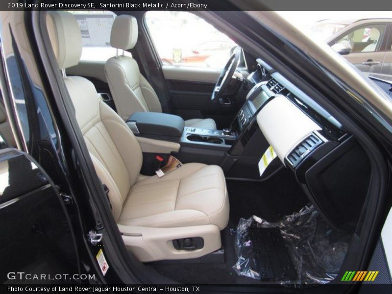 Santorini Black Metallic / Acorn/Ebony 2019 Land Rover Discovery SE
