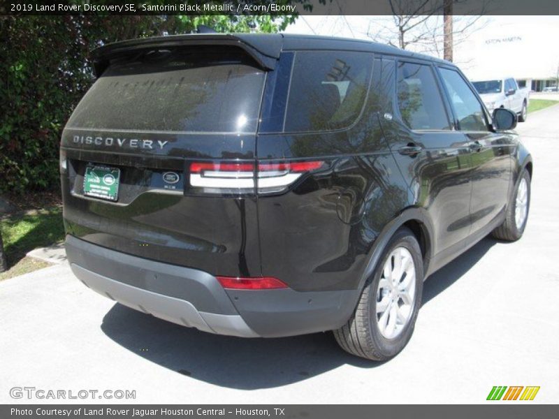 Santorini Black Metallic / Acorn/Ebony 2019 Land Rover Discovery SE