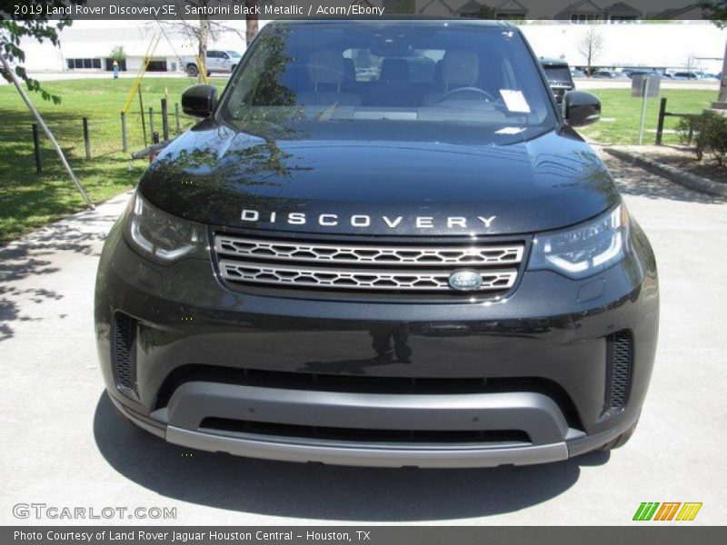 Santorini Black Metallic / Acorn/Ebony 2019 Land Rover Discovery SE