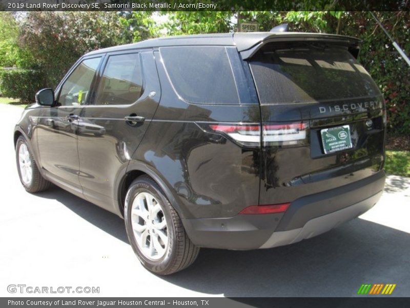 Santorini Black Metallic / Acorn/Ebony 2019 Land Rover Discovery SE