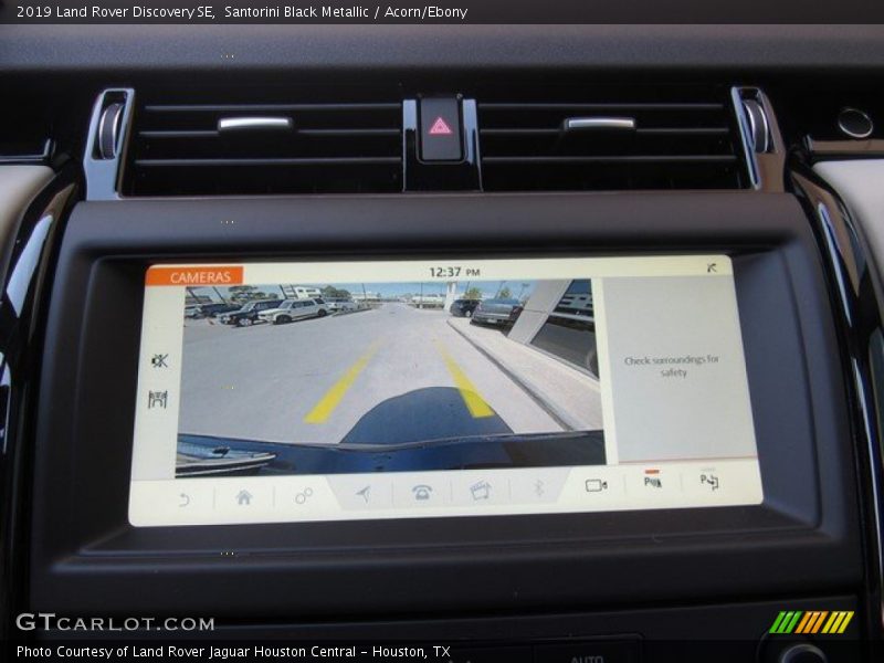 Santorini Black Metallic / Acorn/Ebony 2019 Land Rover Discovery SE
