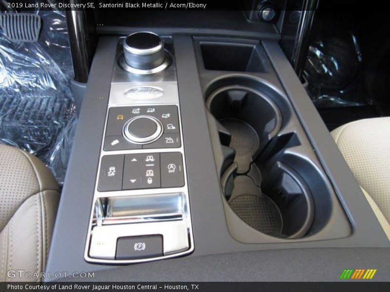 Santorini Black Metallic / Acorn/Ebony 2019 Land Rover Discovery SE