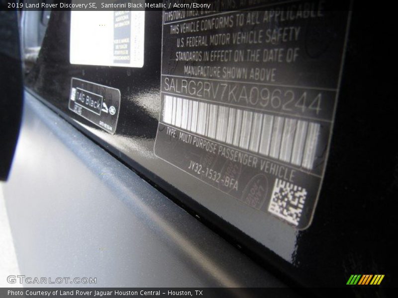 Santorini Black Metallic / Acorn/Ebony 2019 Land Rover Discovery SE