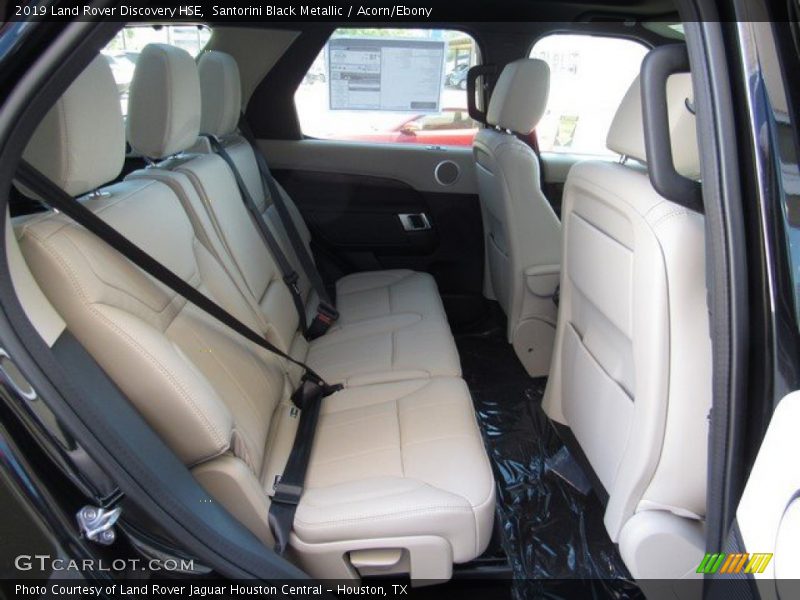 Santorini Black Metallic / Acorn/Ebony 2019 Land Rover Discovery HSE