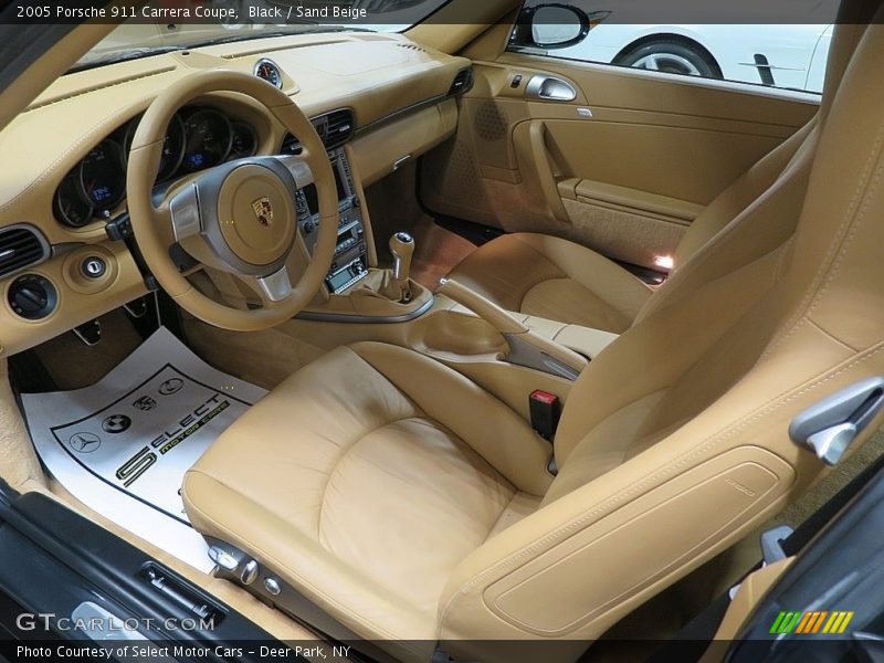 Black / Sand Beige 2005 Porsche 911 Carrera Coupe